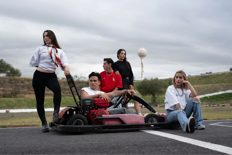 Jersey Racing with BLY visto de espalda